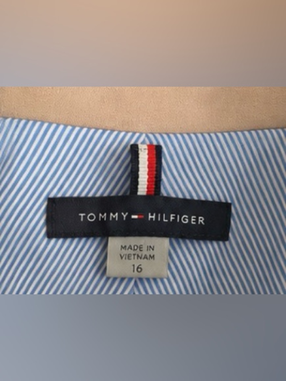 Tommy Hilfiger Women's Beige Single-Button Blazer - Picture 3 of 7